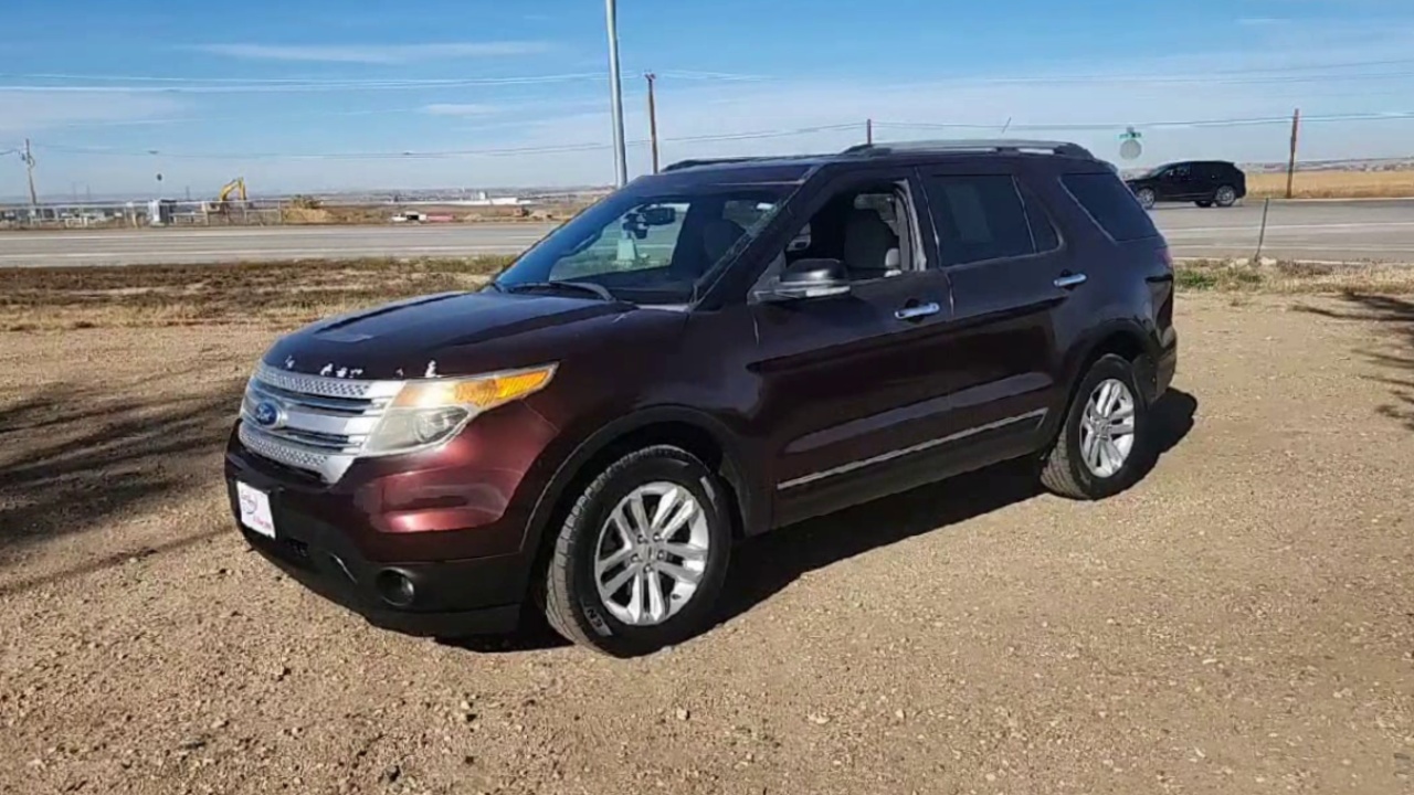 2012 Ford Explorer XLT photo 3
