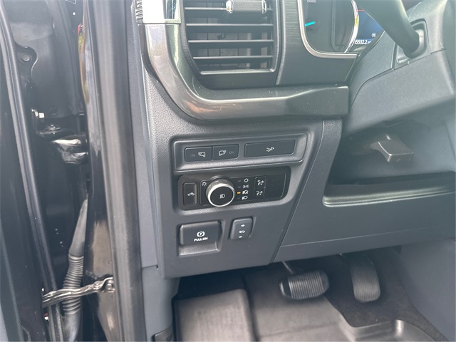 2023 Ford F-150 XLT photo 18