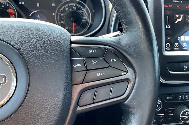 2019 Jeep Cherokee Trailhawk photo 17