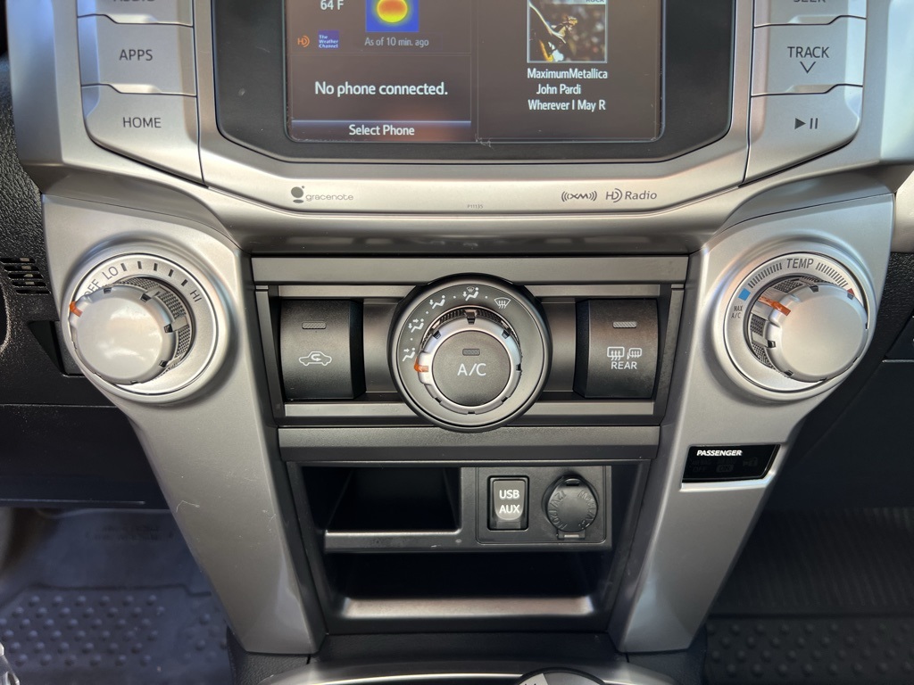 2018 Toyota 4Runner SR5 photo 20