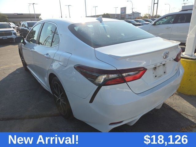 2021 Toyota Camry SE photo 5
