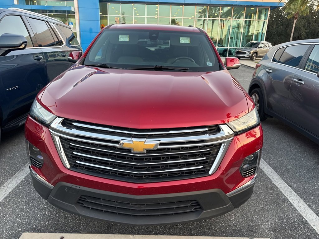 2023 Chevrolet Traverse Cloth 1LT photo 2
