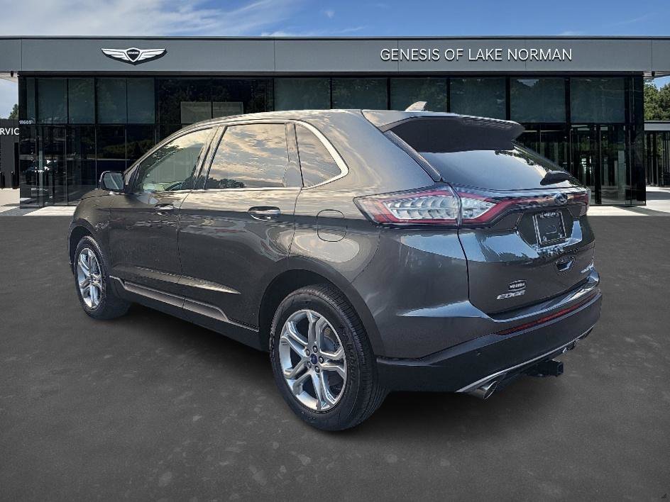 2017 Ford Edge Titanium photo 3