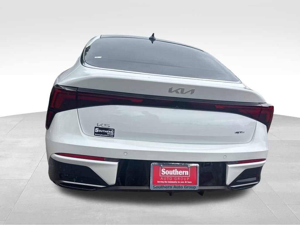 2025 Kia K5 GT-Line photo 13