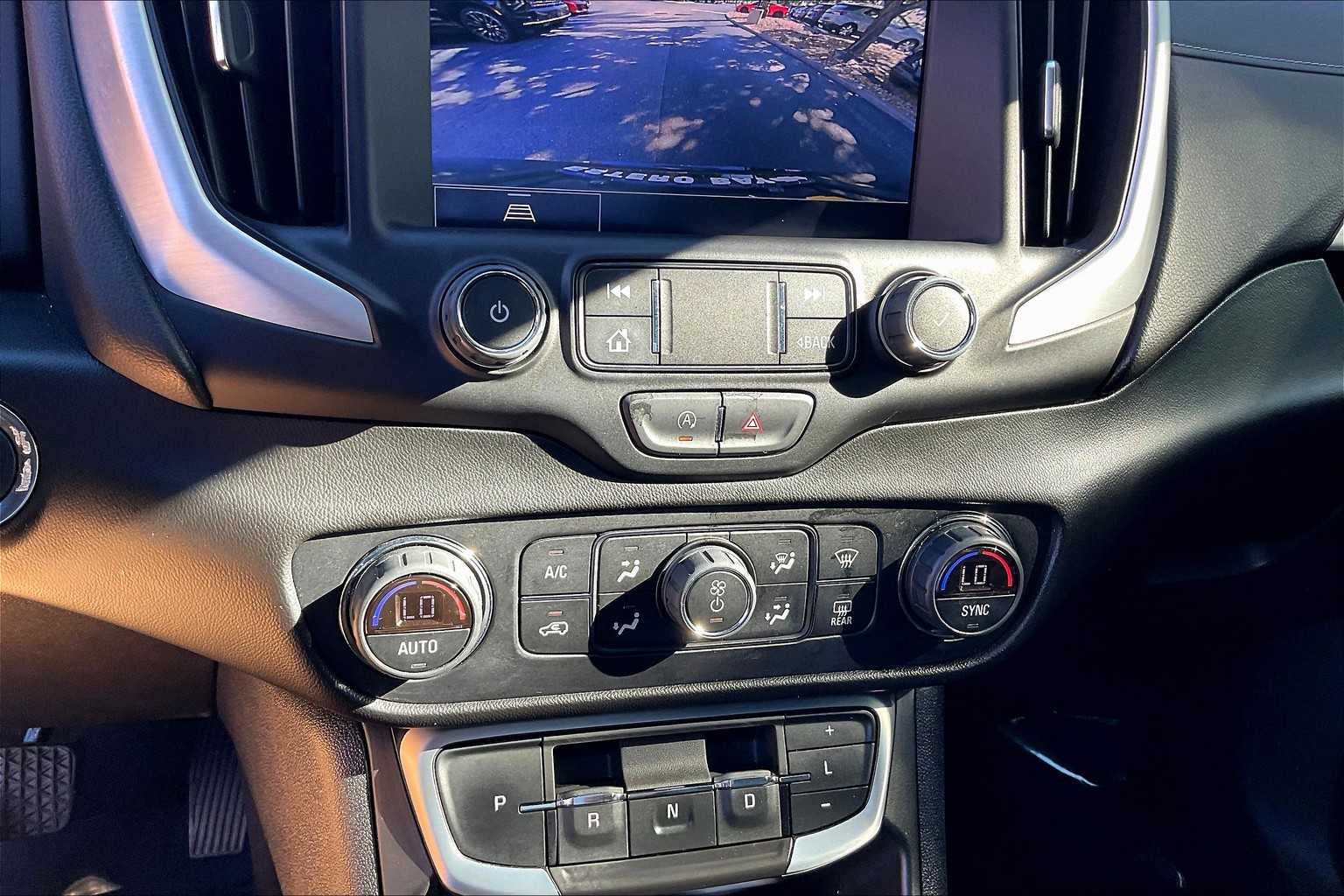 2022 Gmc Terrain SLT photo 30