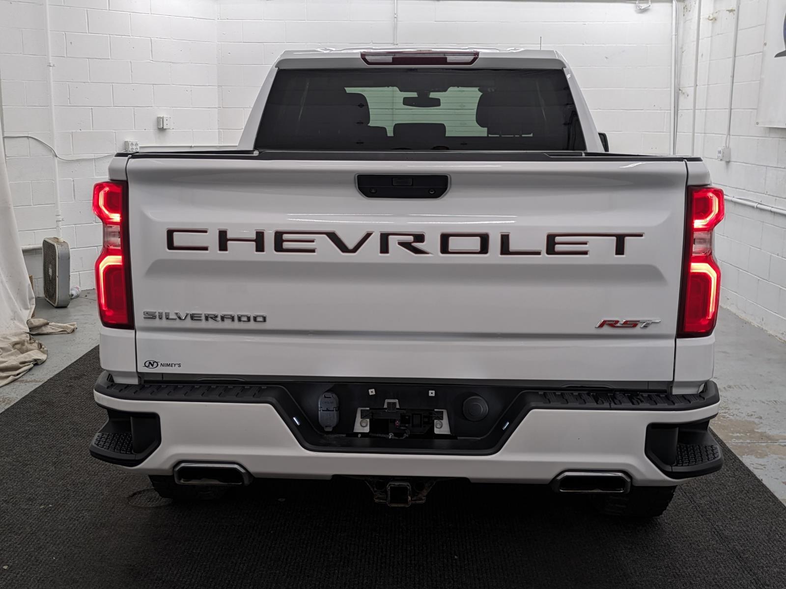 2019 Chevrolet Silverado 1500 RST photo 18