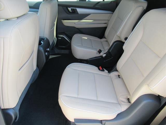 2025 Buick Enclave Preferred photo 23