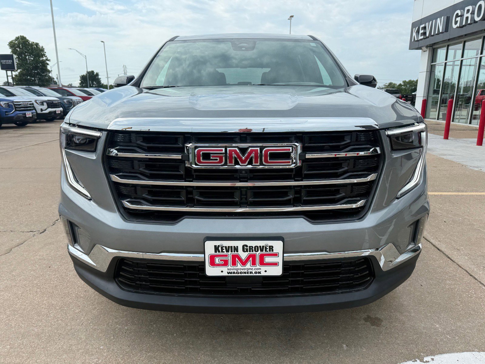 2026 Gmc Acadia Elevation photo 2