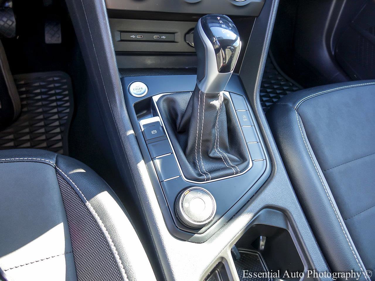 2022 VOLKSWAGEN TAOS - Image 16