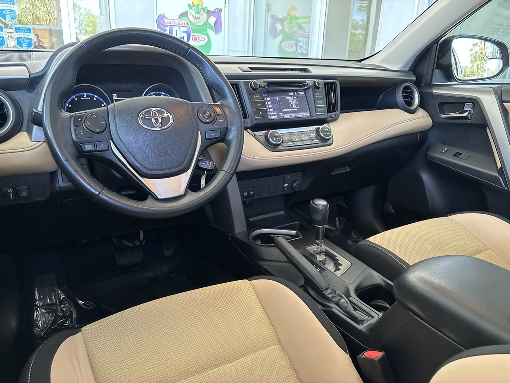 2018 Toyota RAV4 XLE photo 20