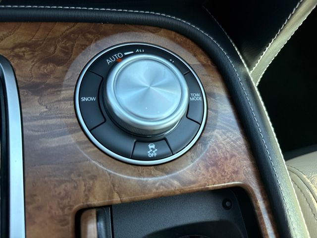 2023 Nissan Armada SL photo 34