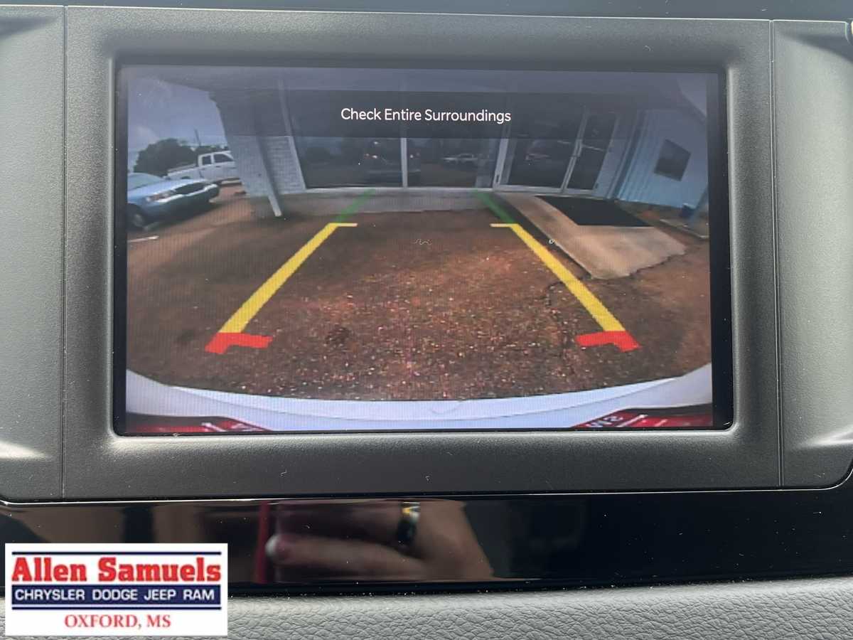 2023 Chrysler Voyager LX photo 33