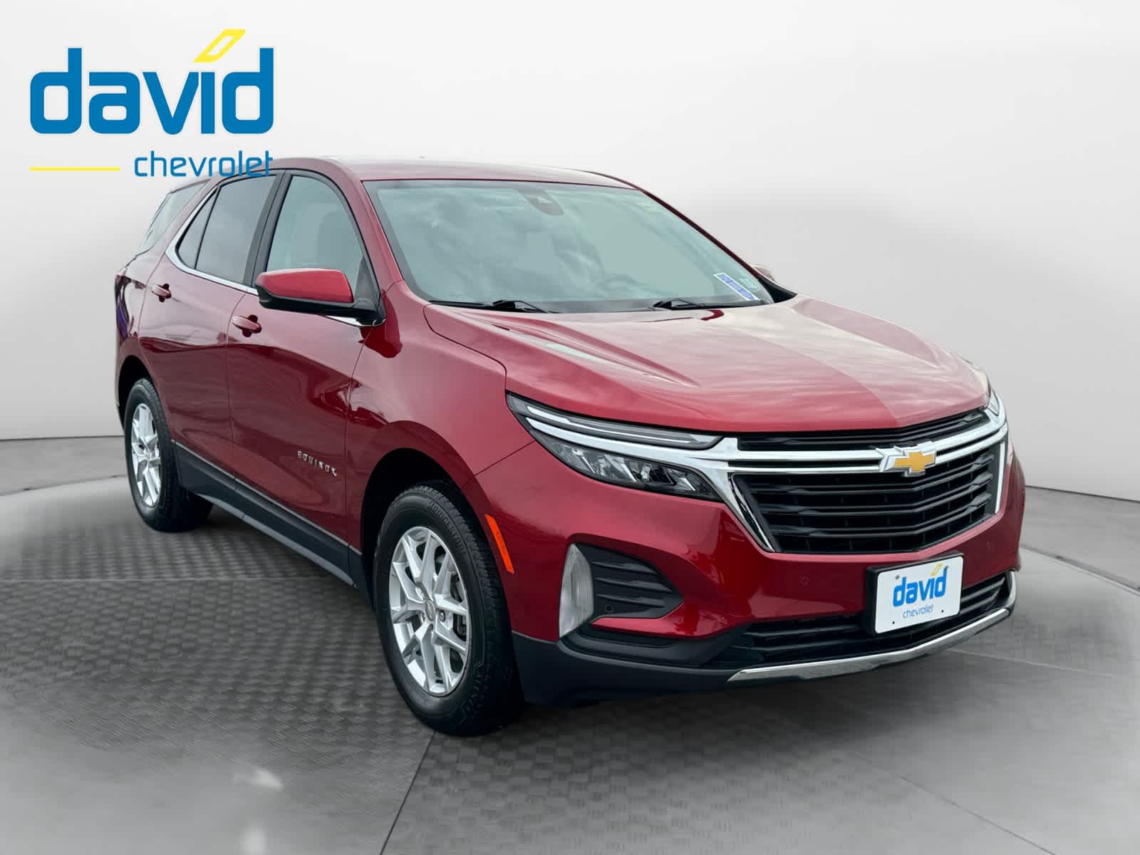 2024 Chevrolet Equinox LT photo 3