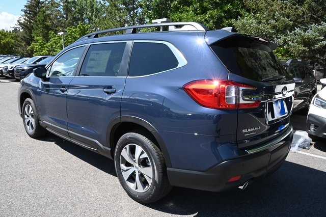 2025 Subaru Ascent Premium photo 4