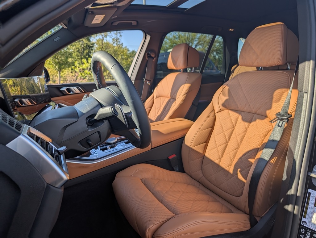 2025 Bmw X5 M60i photo 12