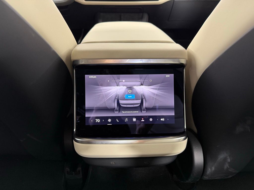 2021 Tesla Model S Long Range photo 19