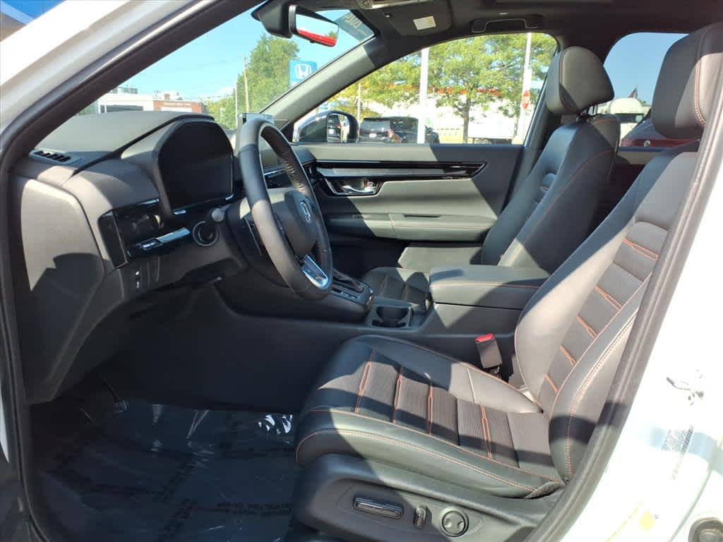 2024 Honda CR-V Hybrid Sport Touring photo 10