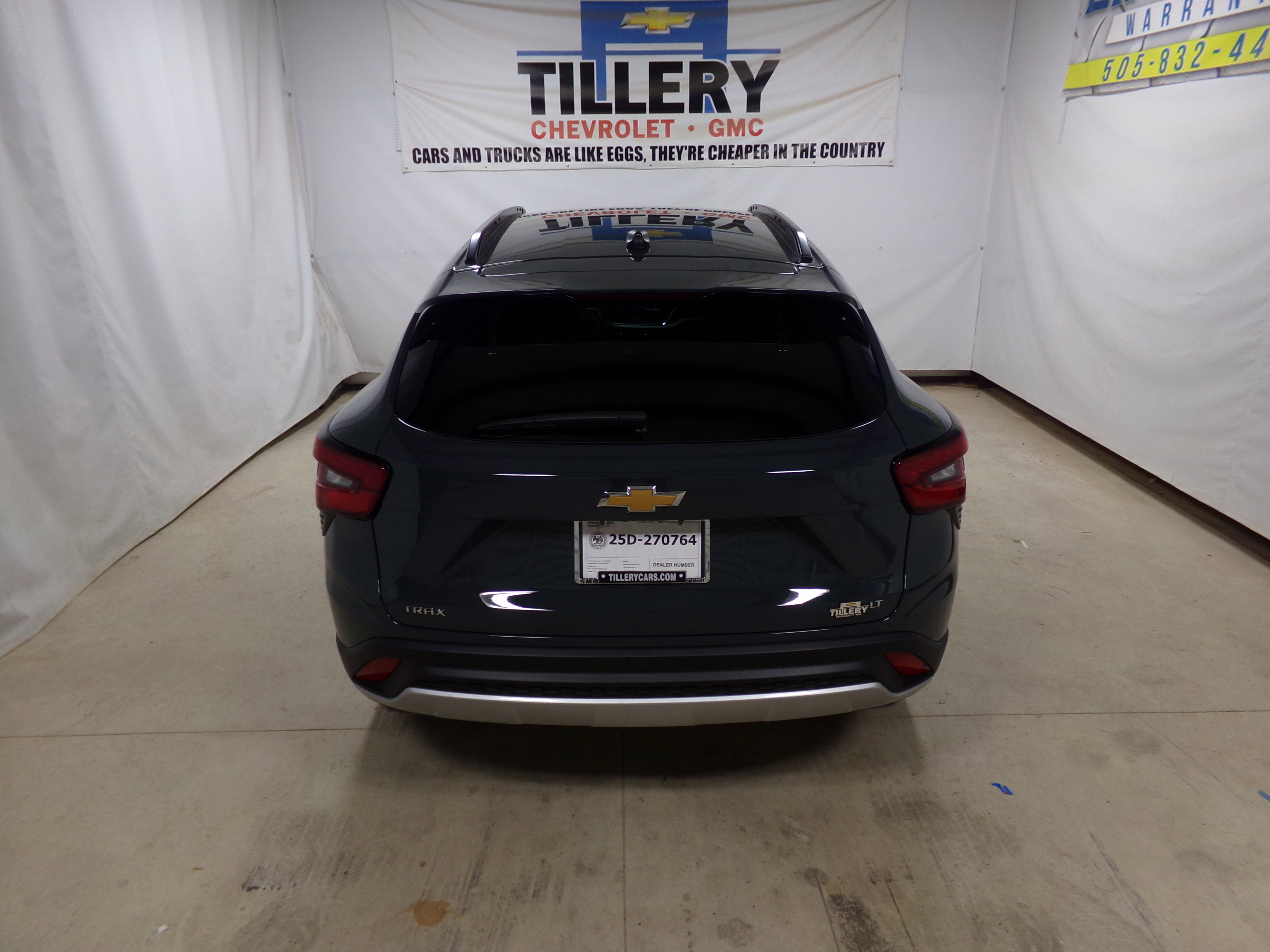 2025 Chevrolet Trax LT photo 4