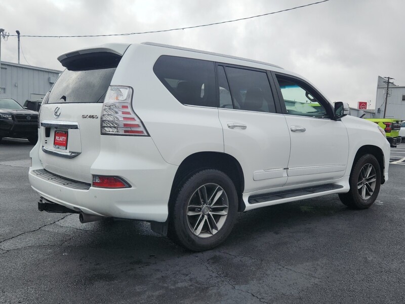 2018 Lexus GX 460 photo 2