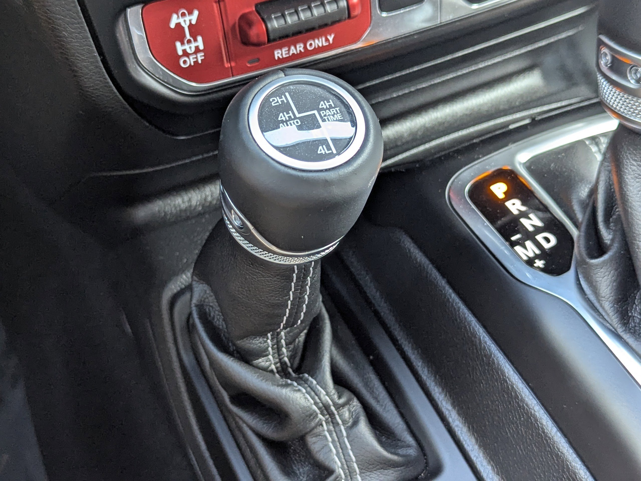 2022 Jeep Wrangler 4xe Unlimited Rubicon photo 30