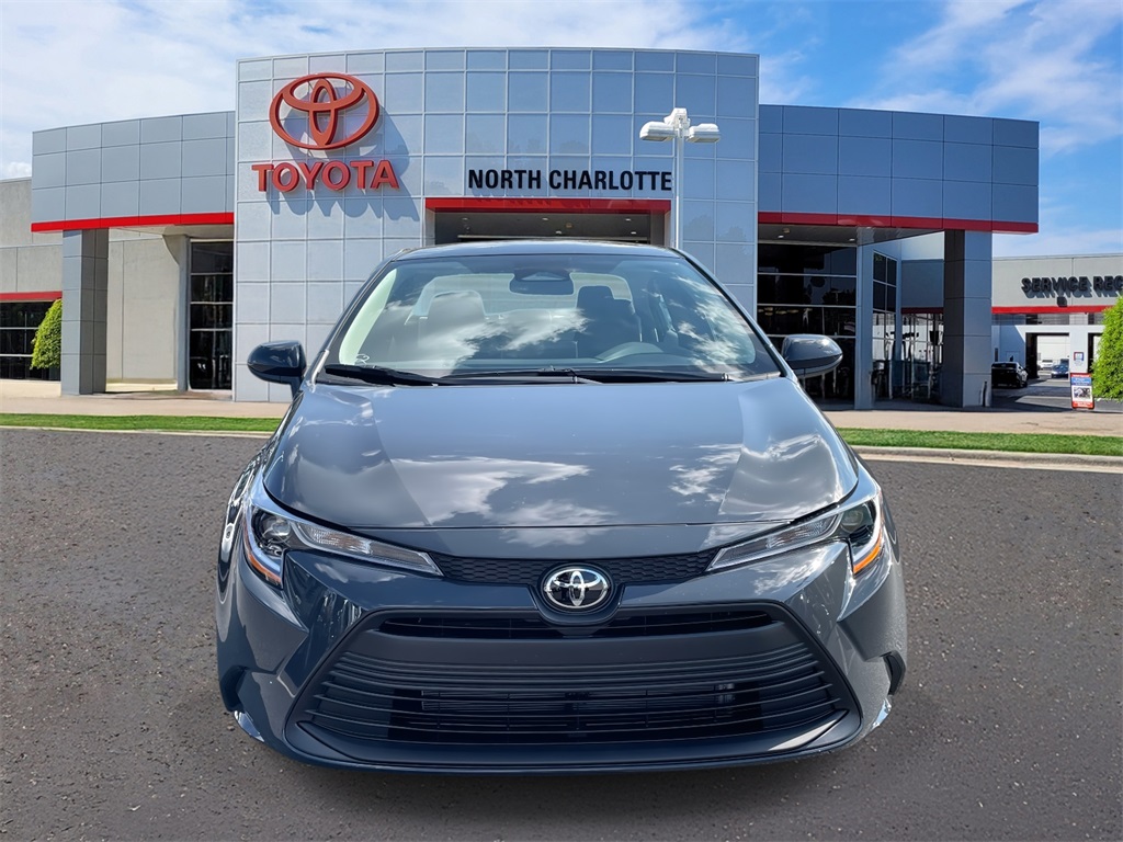 2026 Toyota Corolla LE photo 2