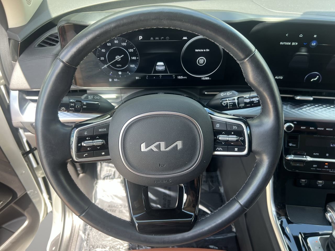2023 Kia Carnival SX Prestige photo 25