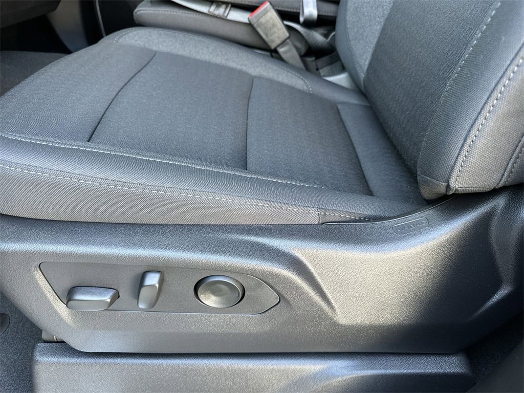2026 Chevrolet Silverado 1500 LT photo 21