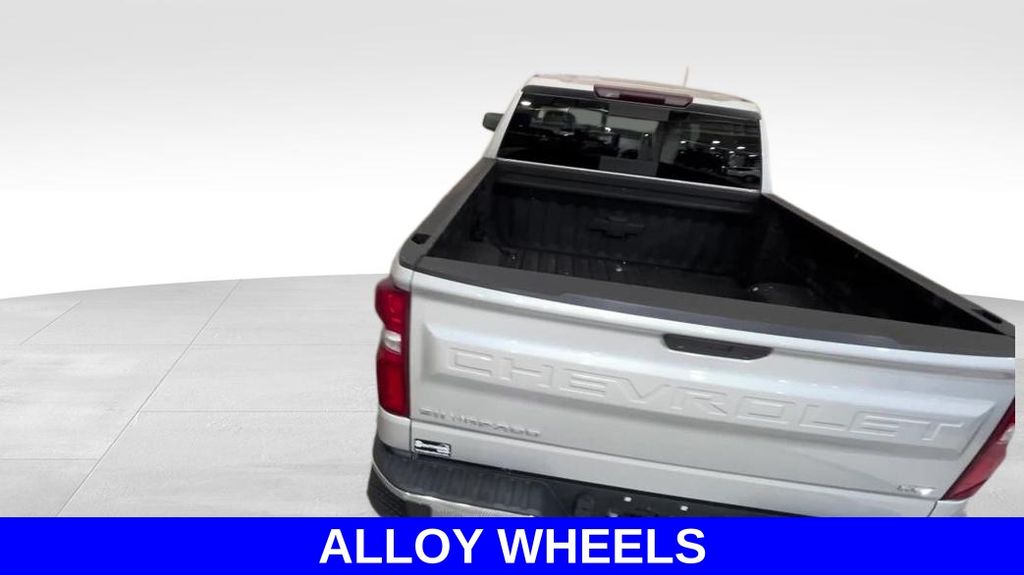 2020 Chevrolet Silverado 1500 LTZ photo 3