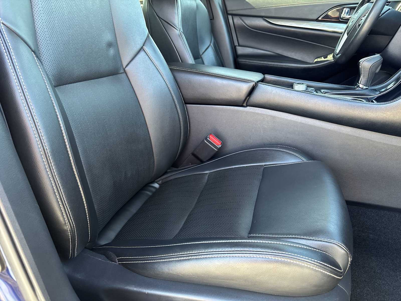 2020 Nissan Maxima SV photo 18