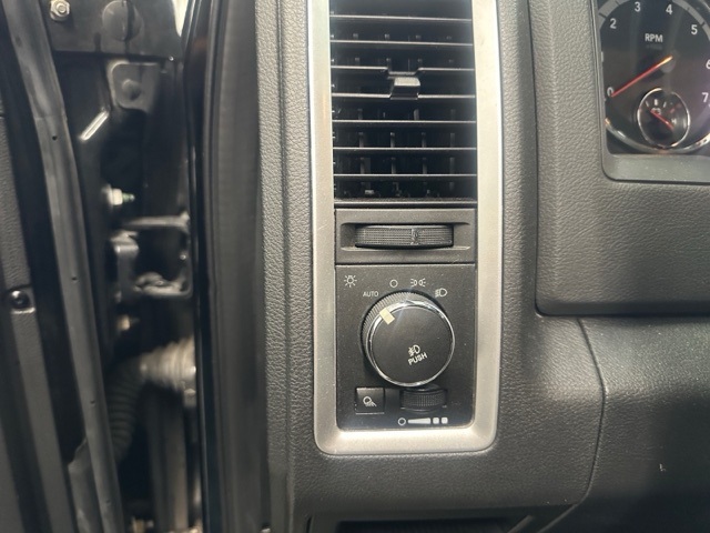 2012 Ram 1500 Sport photo 19