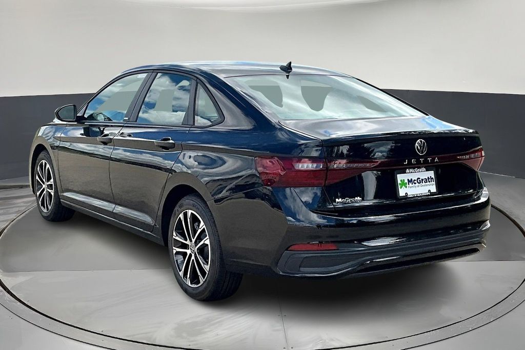 2025 Volkswagen Jetta 1.5T Sport photo 2