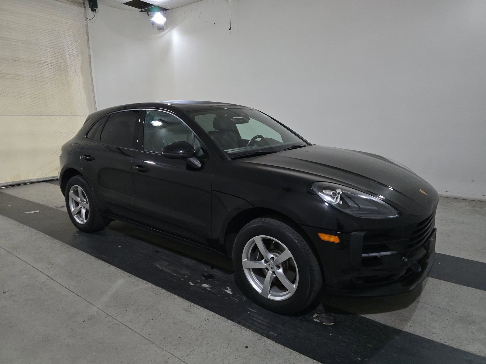 2020 Porsche Macan Base