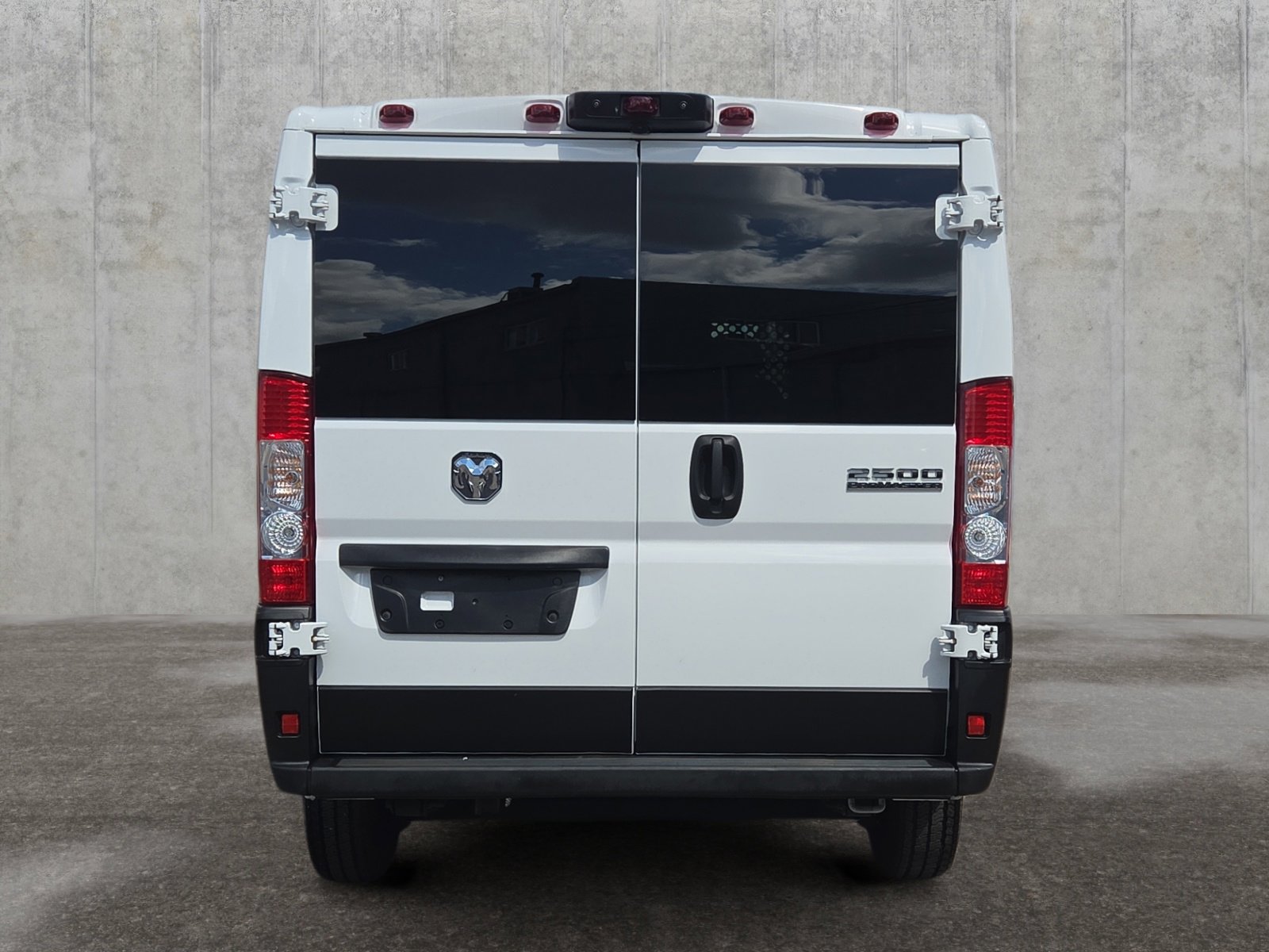 2023 Ram ProMaster 2500 Base photo 3