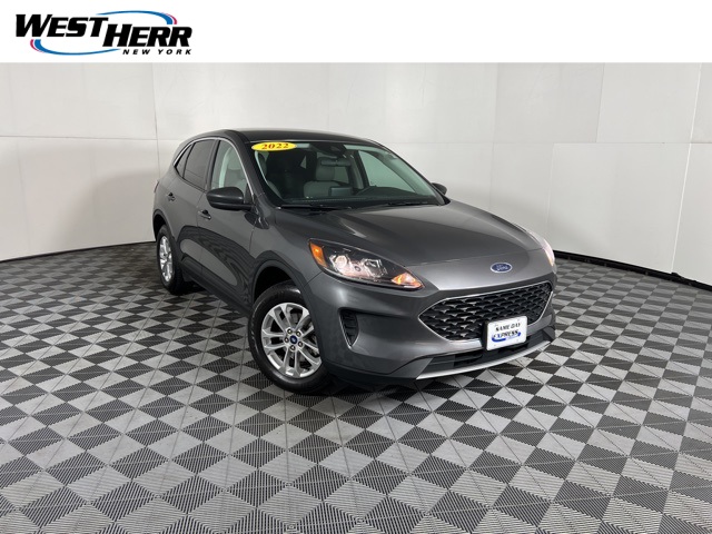 2022 Ford Escape SE's photo