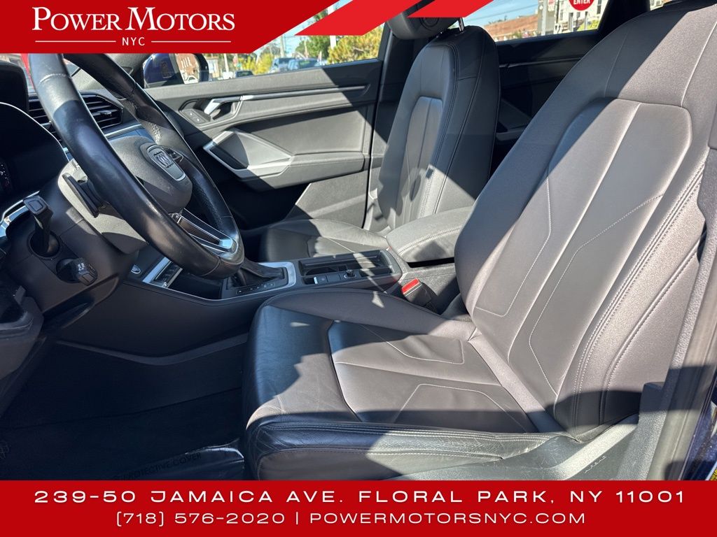 2023 Audi Q3 S line Premium photo 31