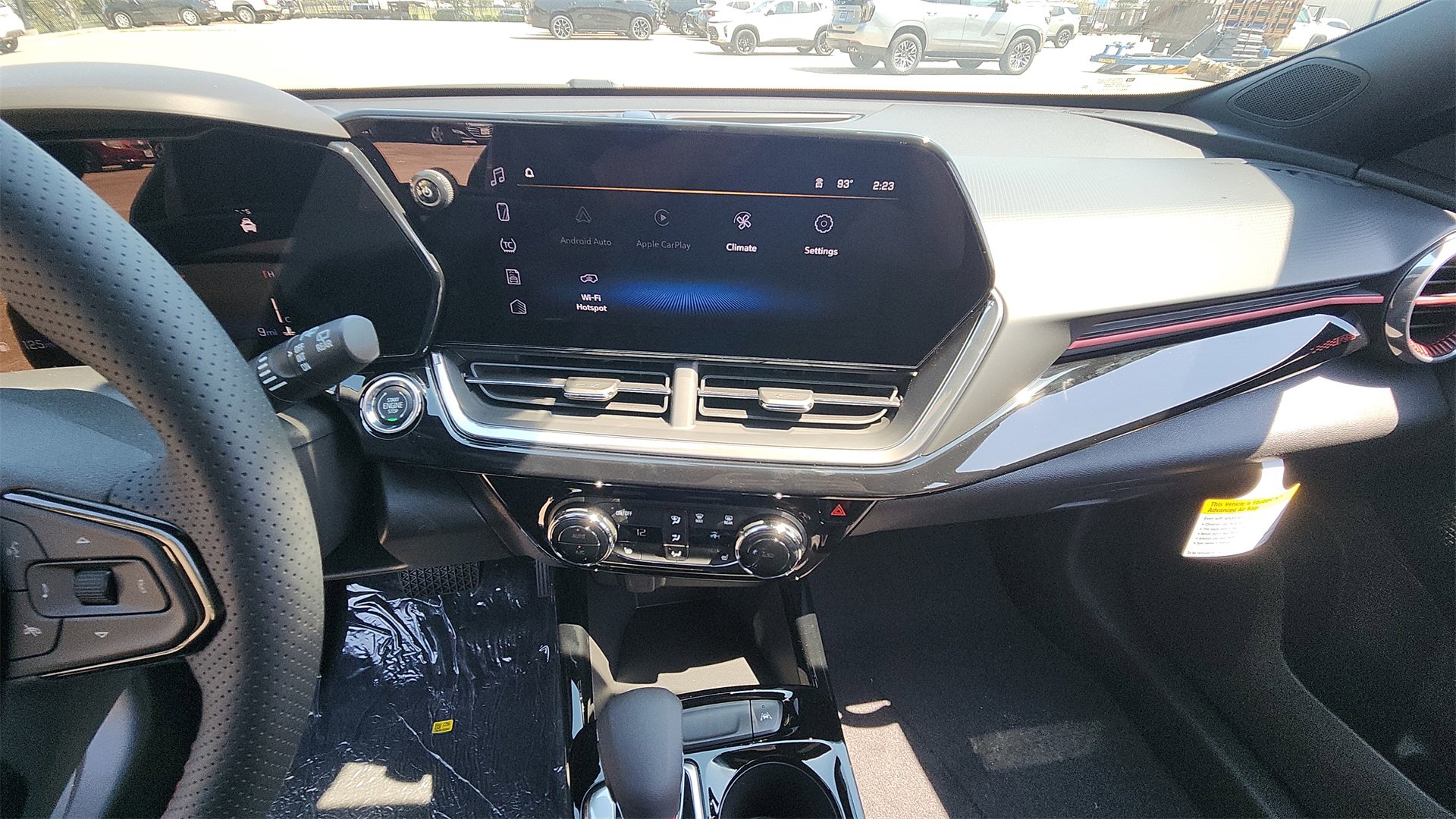 2025 Chevrolet Trax photo 19