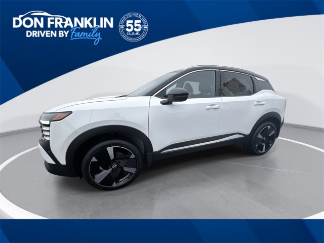 2025 Nissan Kicks SR AWD's photo