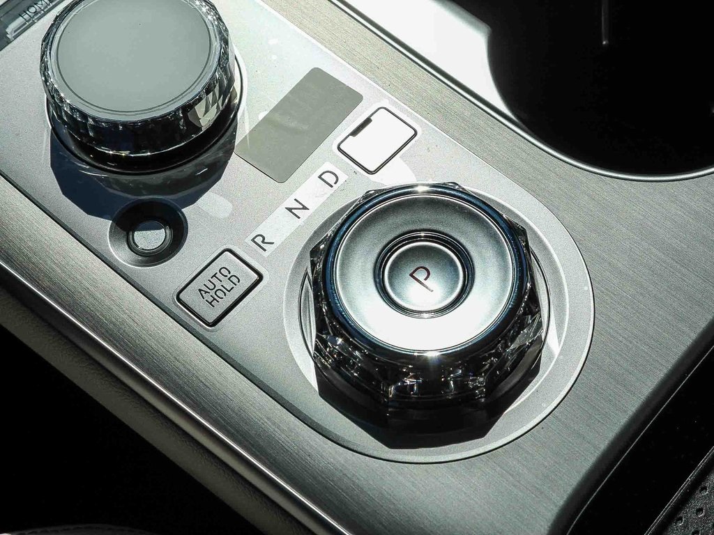 2026 Genesis GV70 2.5T Advanced photo 18
