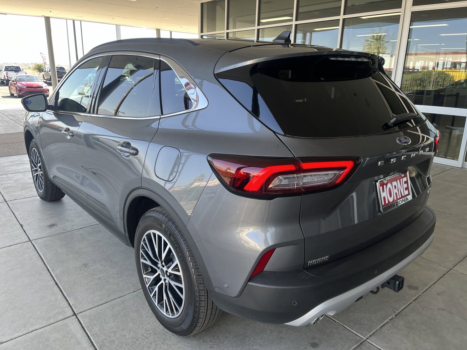 2024 Ford Escape Plug-In Hybrid photo 4