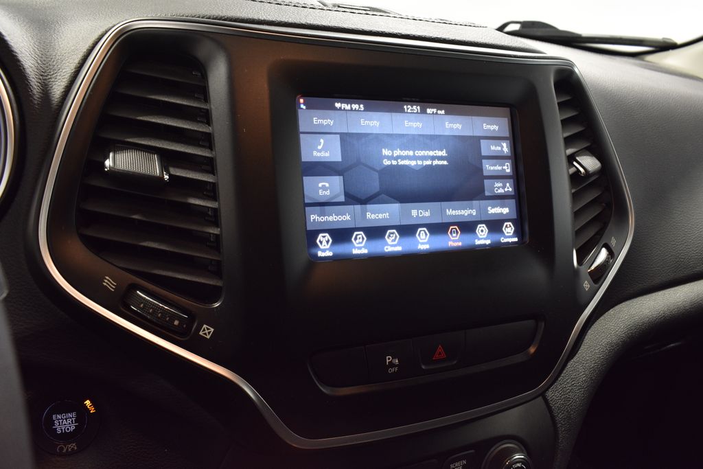 2020 Jeep Cherokee Latitude photo 21