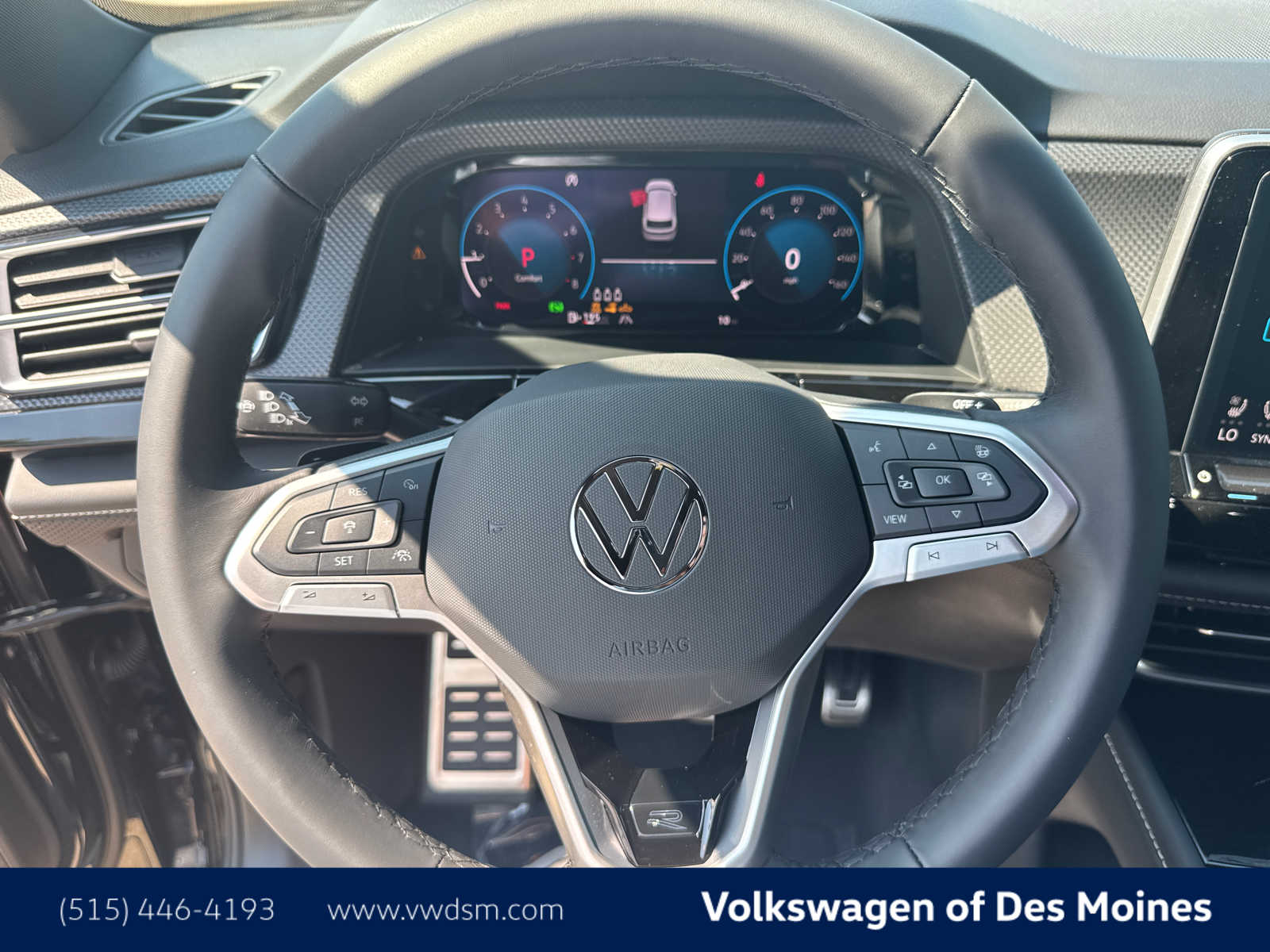 2025 Volkswagen Atlas Cross Sport SEL Premium R-Line photo 12