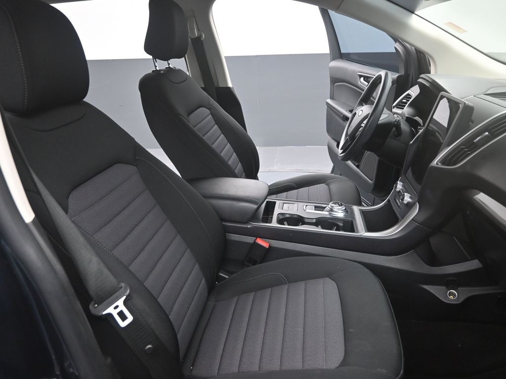 2023 Ford Edge SE photo 27