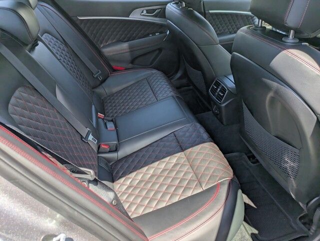 2021 Genesis G70 3.3T photo 27