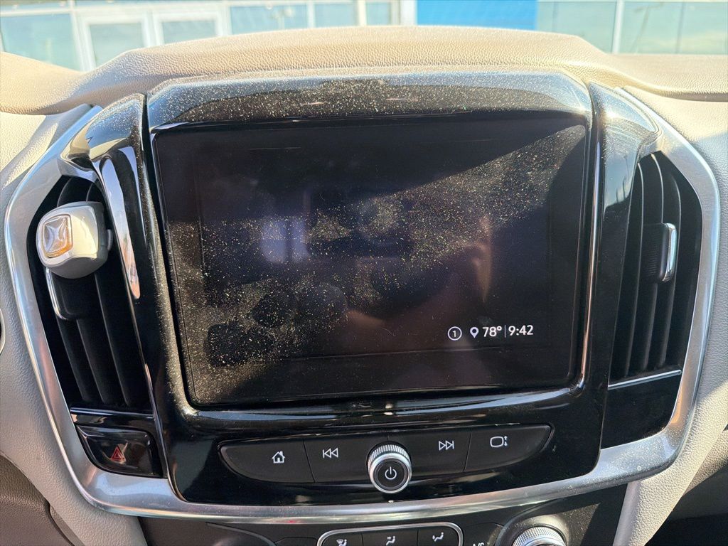 2020 Chevrolet Traverse 1LT photo 25