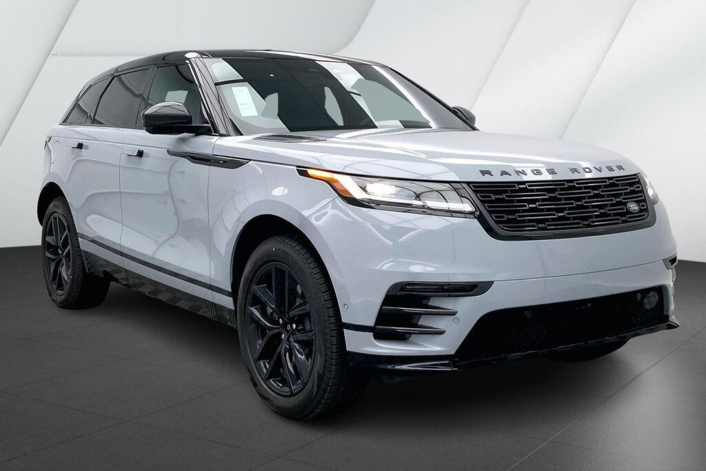 2026 Land Rover Range Rover Velar SE photo 2