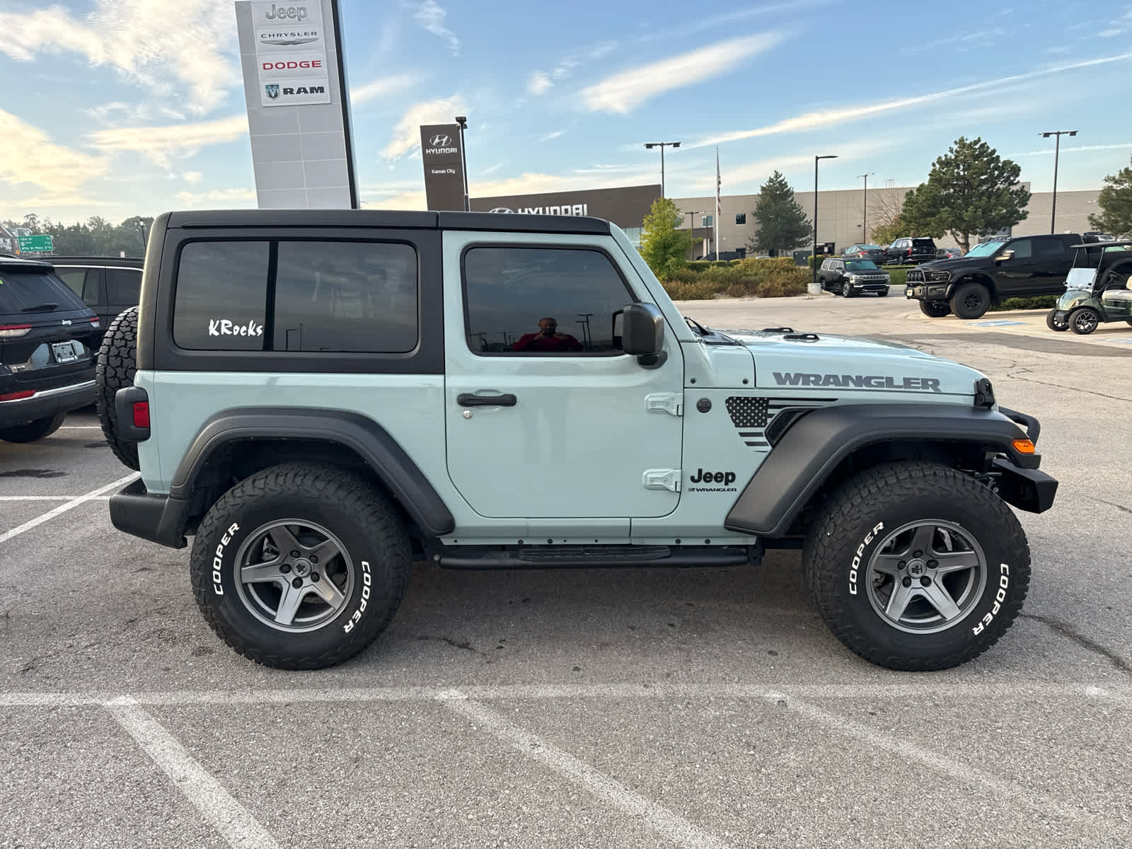 2024 Jeep Wrangler Sport photo 4