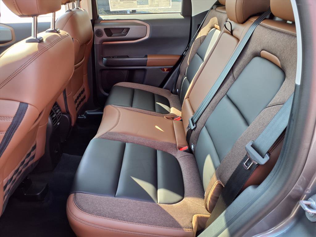 2025 Ford Bronco Sport Outer Banks photo 6
