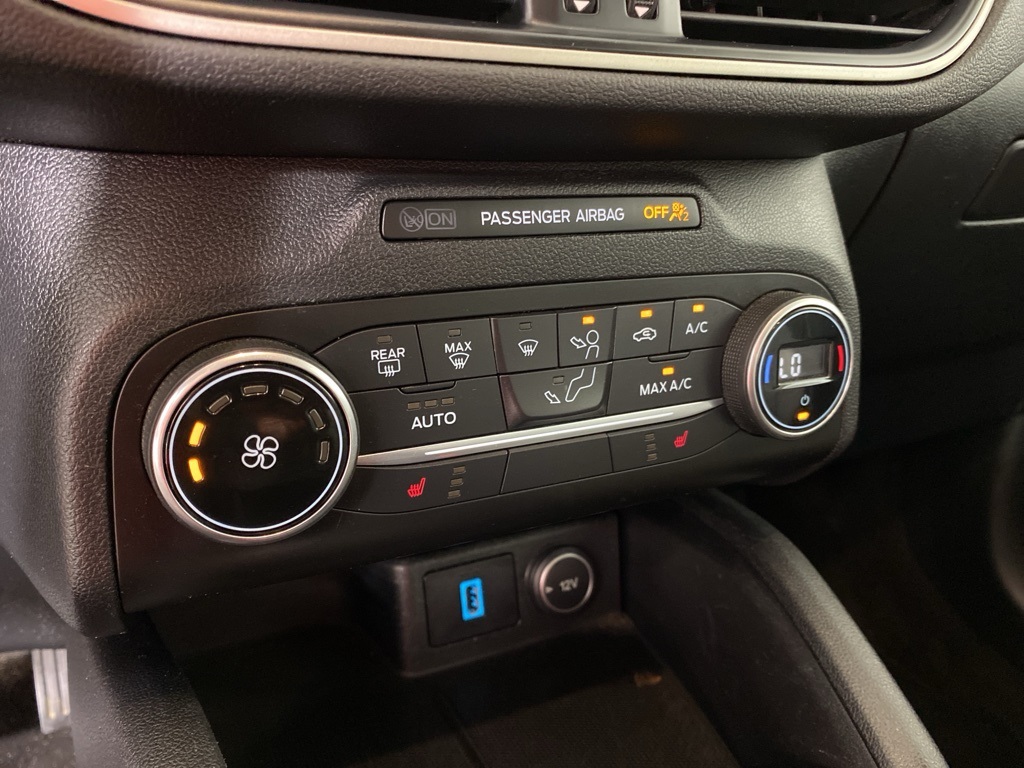 2020 Ford Escape SE photo 7