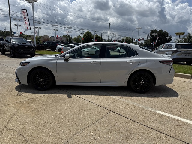 2023 Toyota Camry XSE photo 6