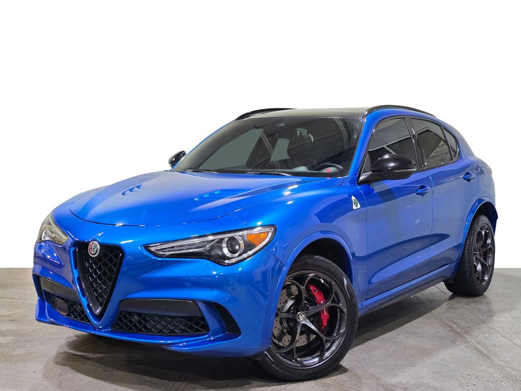 2022 Alfa Romeo Stelvio Quadrifoglio's photo